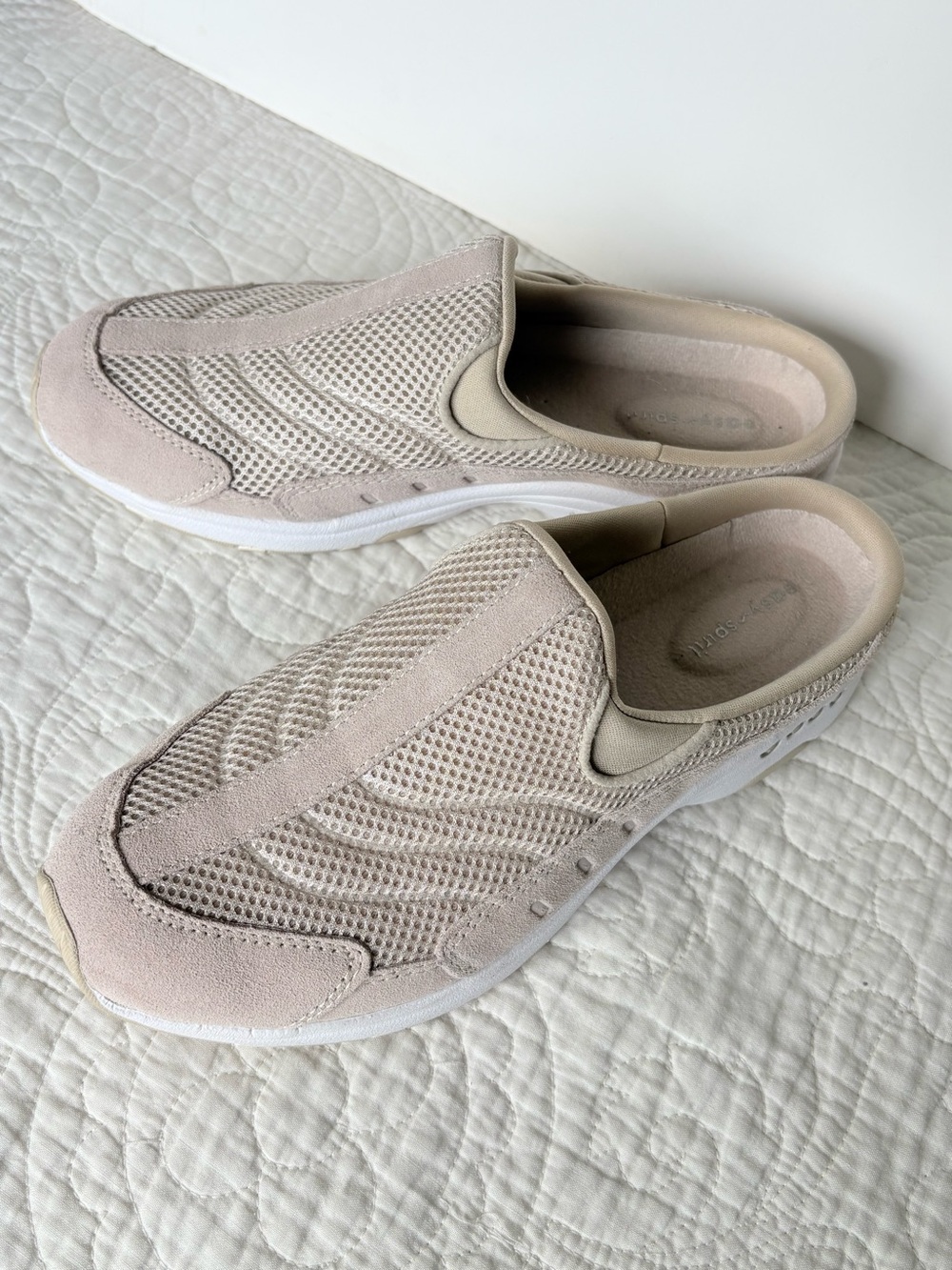 Easy Spirit Traveltime Beige Slip on Mules